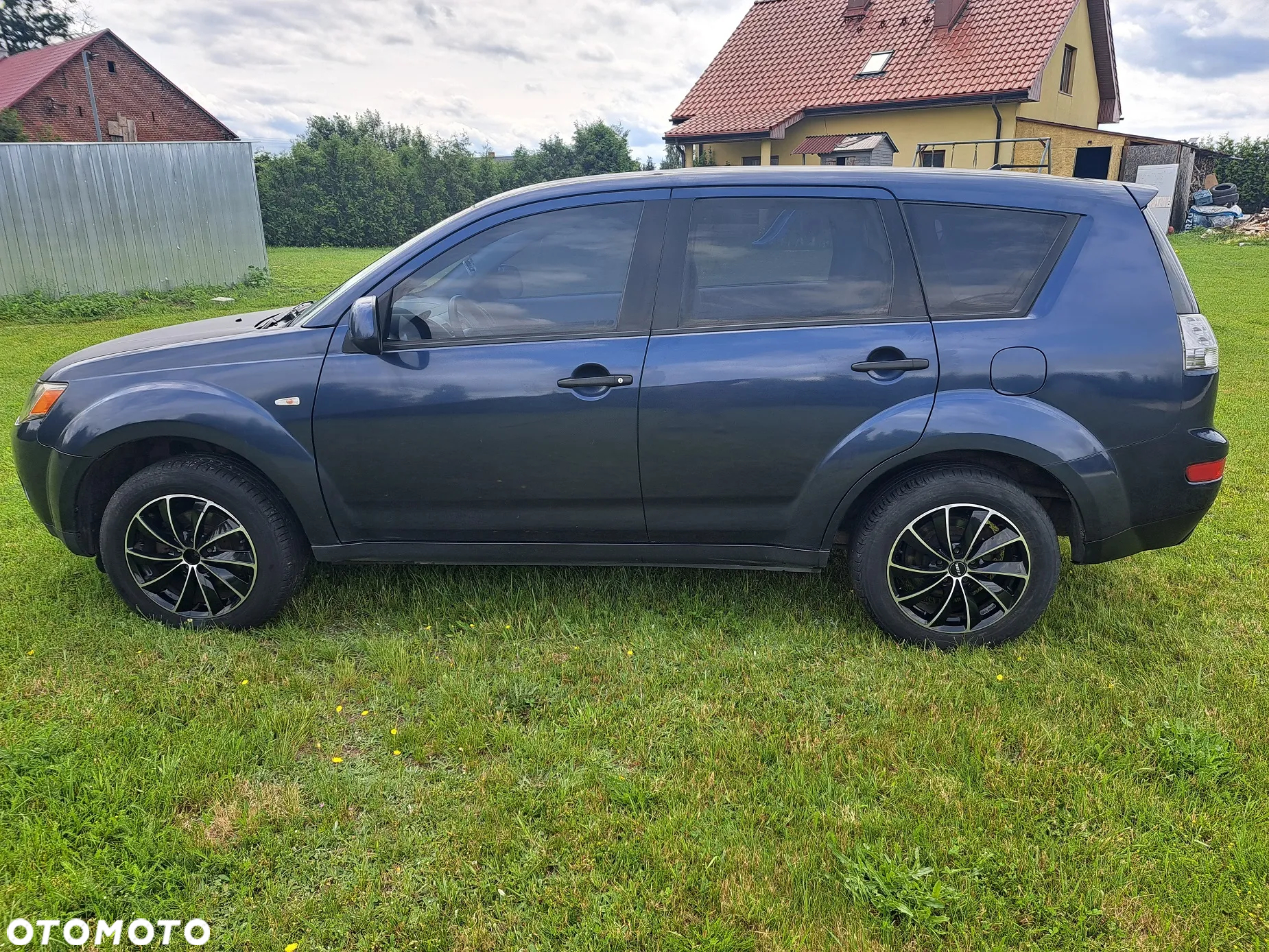 Mitsubishi Outlander 2.0 DID Instyle - 2