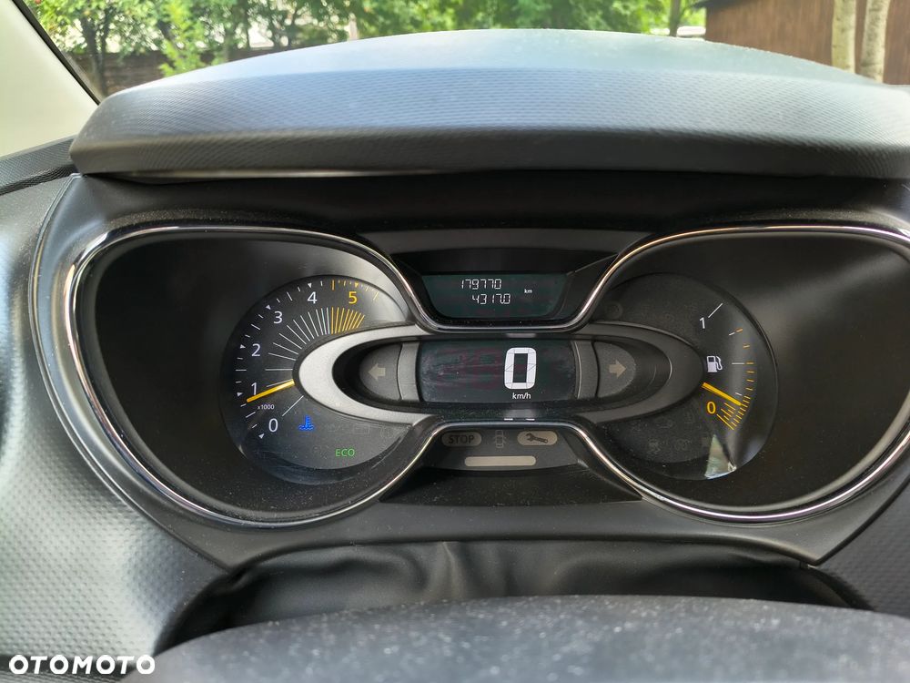 Renault Captur - 4