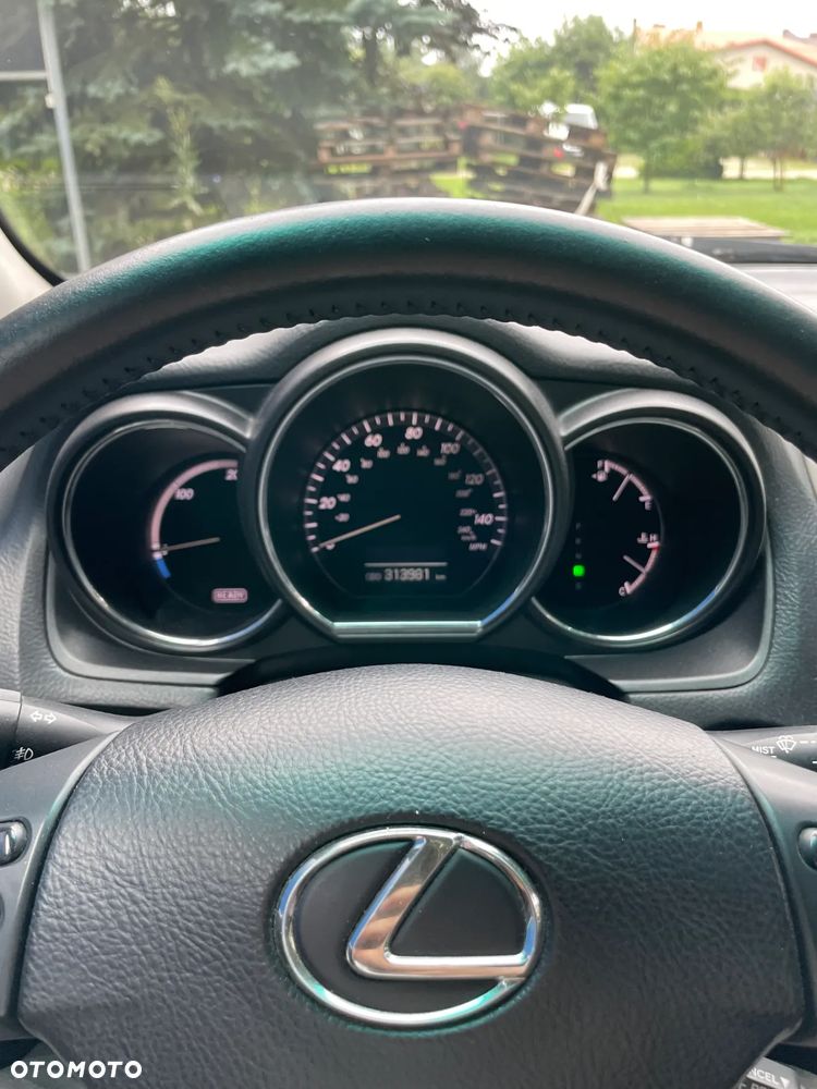 Lexus RX 400h (hybrid) - 14