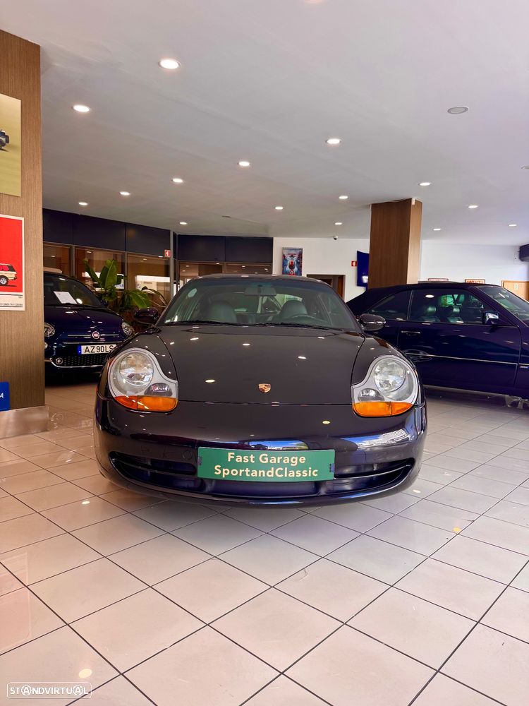 Porsche 911 (996) Carrera Coupé - 9