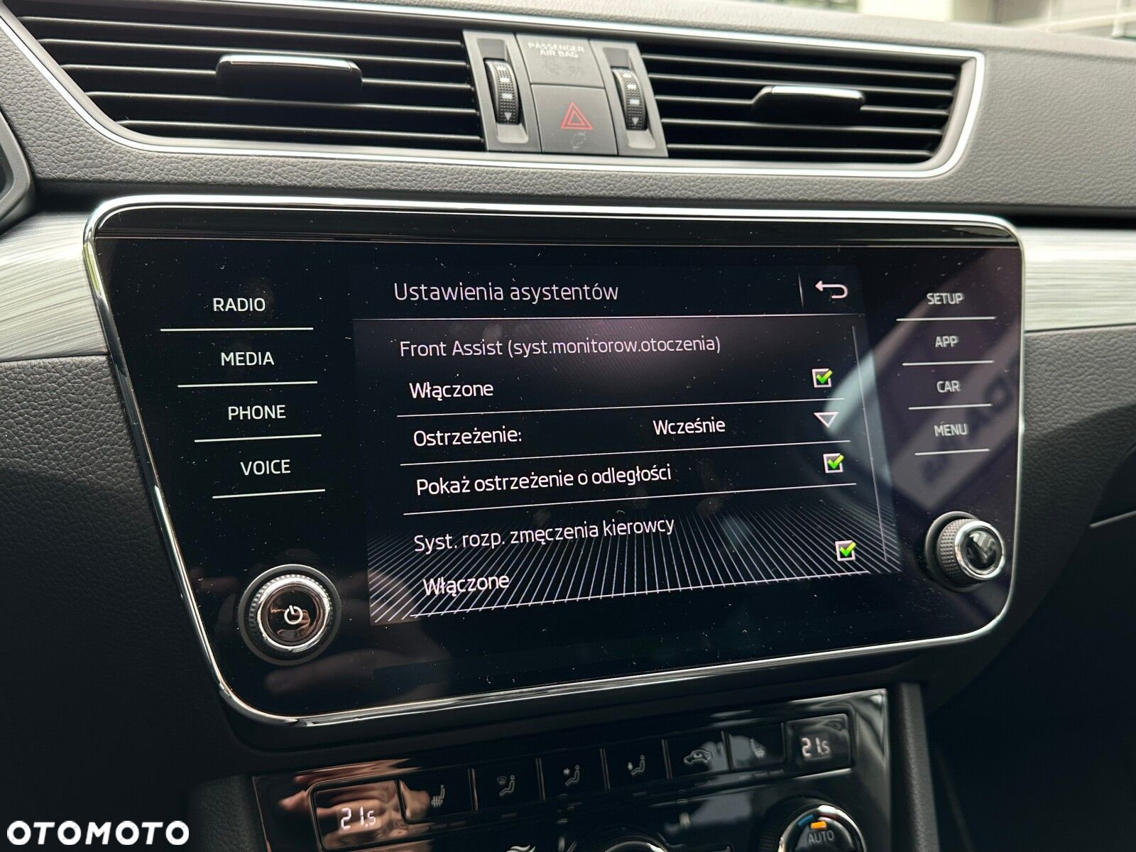 Skoda Superb 1.5 TSI ACT Ambition - 38