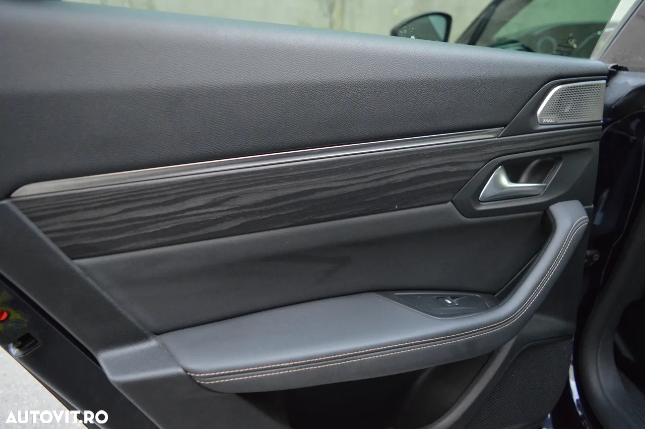 Peugeot 508 Plug-In Hybrid 360 e-EAT8 SPORT ENGINEERED - 28