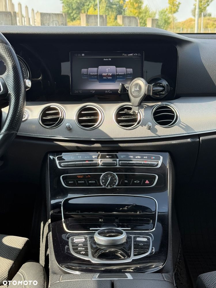 Mercedes-Benz Klasa E 200 d 9G-TRONIC Avantgarde - 25