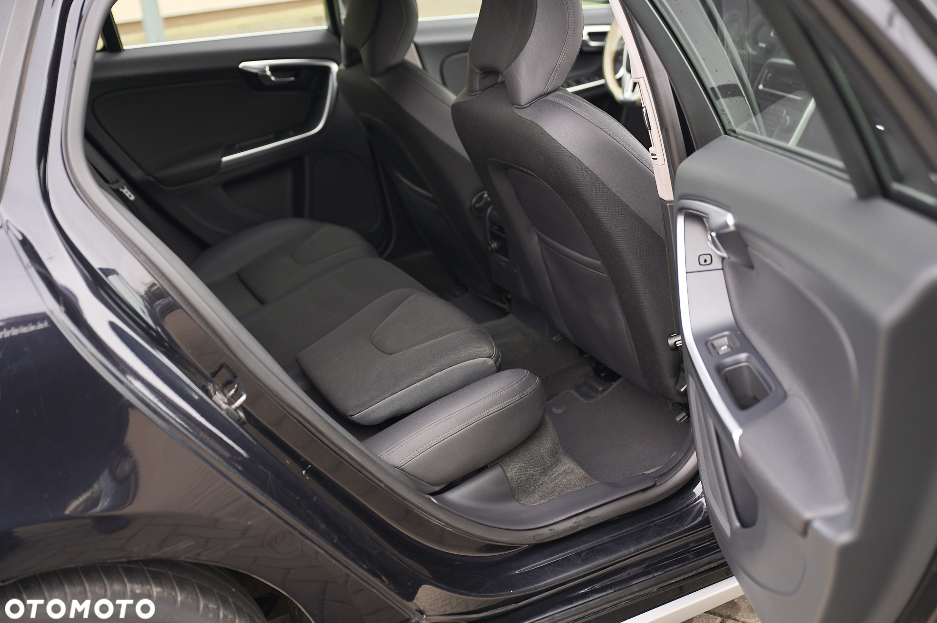 Volvo V60 D3 - 25