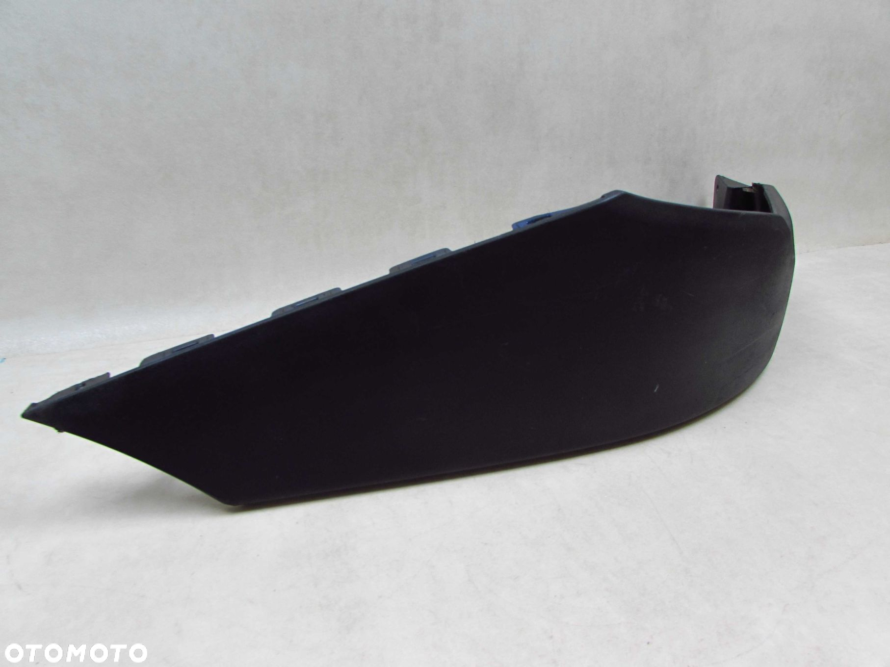 IVECO DAILY IV V LIFT 11-14 LISTWA POD LAMPE PRAWA 5801354006 5801339977 - 3