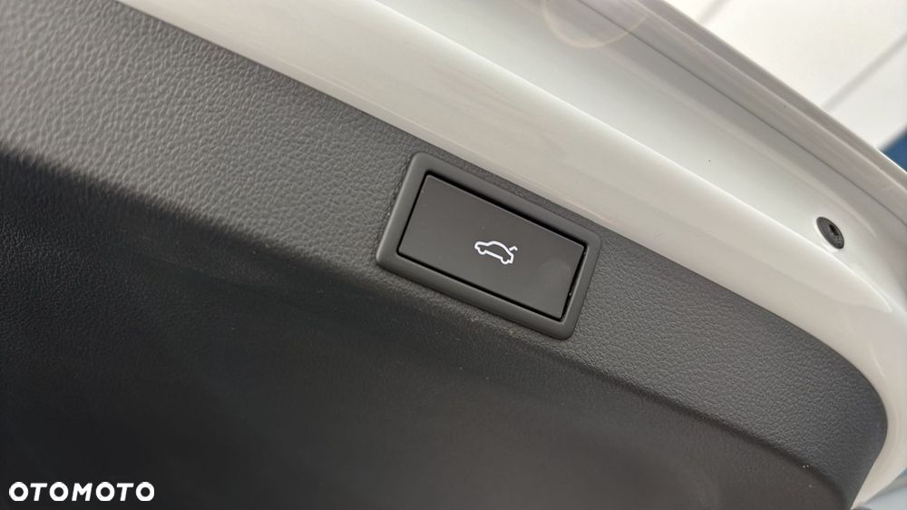 Skoda Octavia 1.5 TSI mHEV Selection DSG - 20