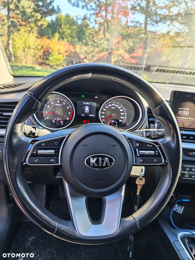 Kia Ceed - 7