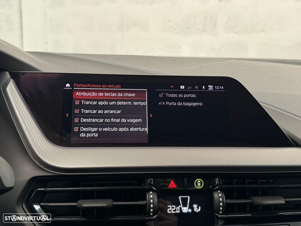 BMW 116 d Pack Desportivo M - 31