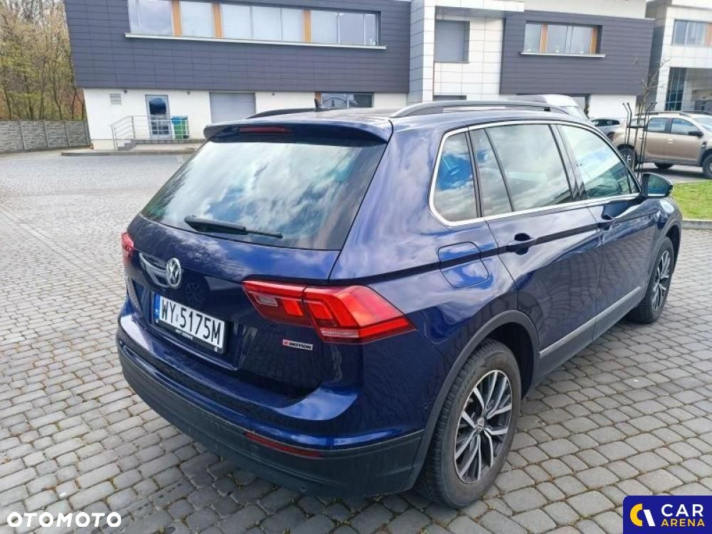 Volkswagen Tiguan - 4
