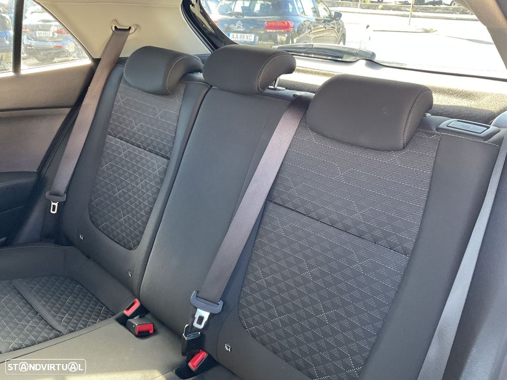 Kia Rio 1.2 CVVT Urban - 40