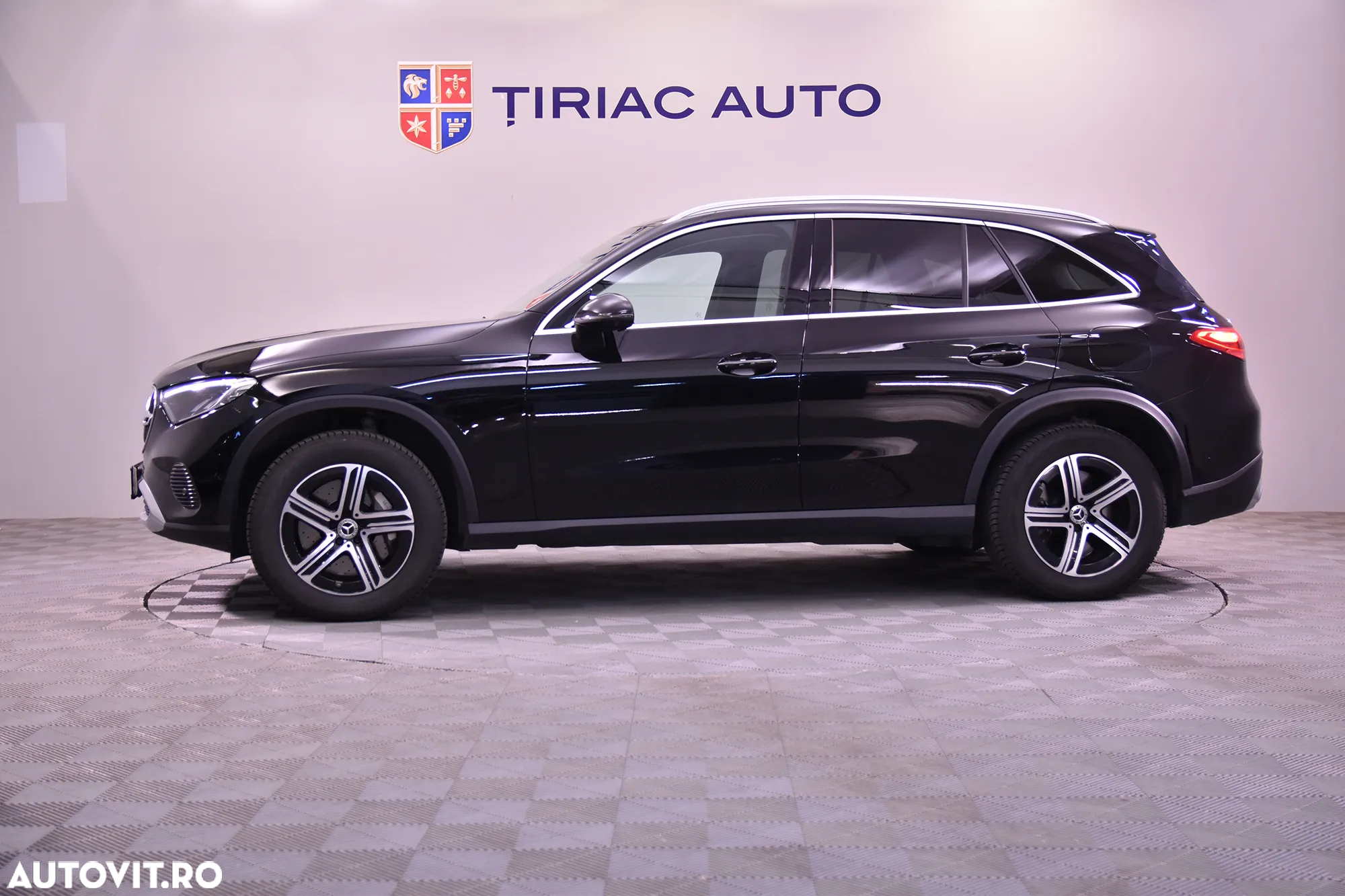 Mercedes-Benz GLC - 2