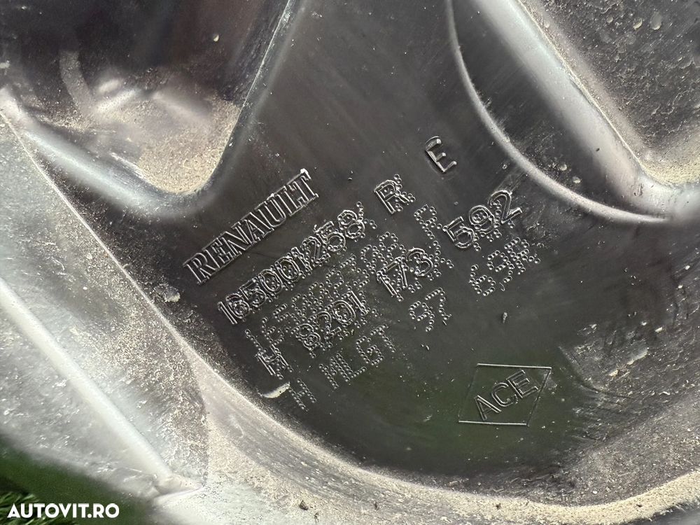 CARCASA FILTRU AER DACIA DUSTER 1.5 DIESEL 2015 COD OEM 5WK97021 8200682558 165001258R 2013-2017 - 8