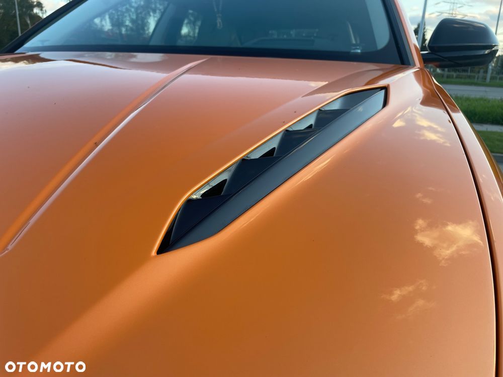 Lamborghini Urus - 4
