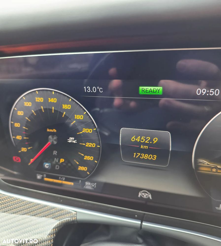 Mercedes-Benz CLS 53 AMG 4 MATIC - 13