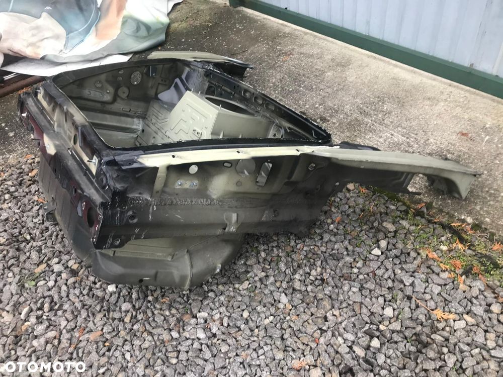 Porsche 997 Turbo Wnęka Koła Zapasowego Wanna - 2