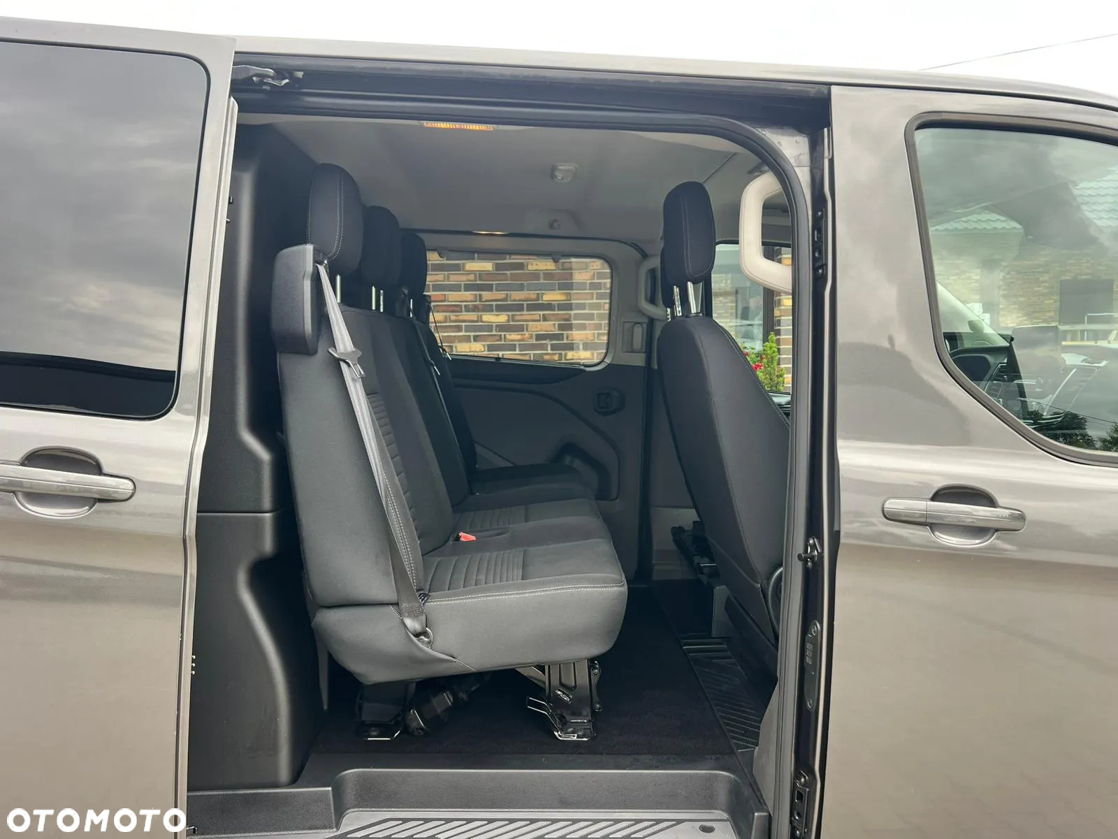 Ford Transit Custom - 10