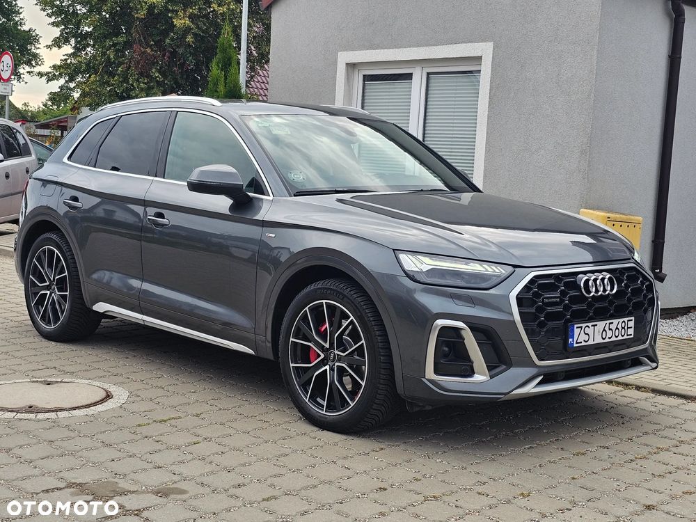 Audi Q5 55 TFSI e Quattro S Line S tronic - 1