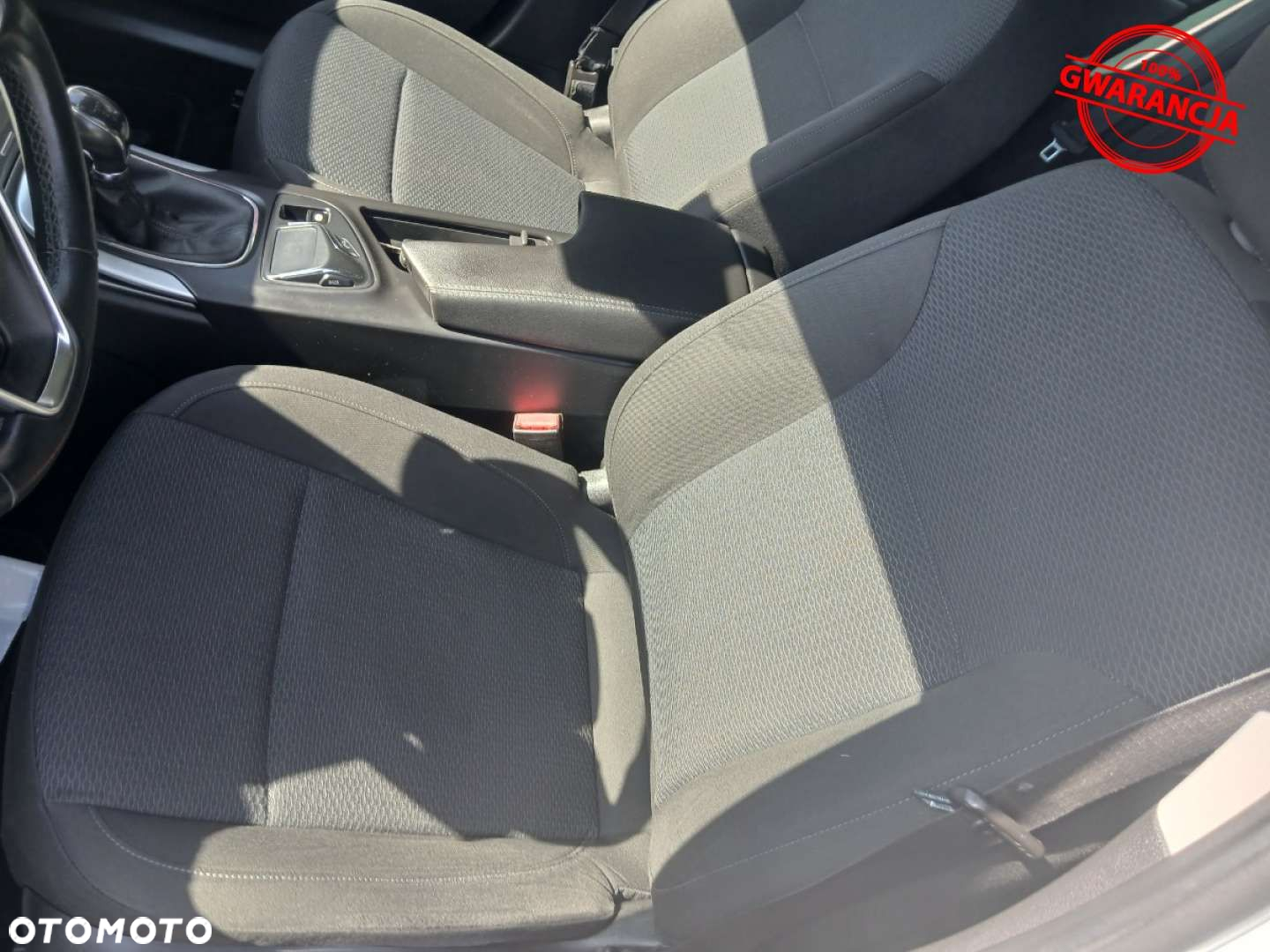 Opel Insignia - 25