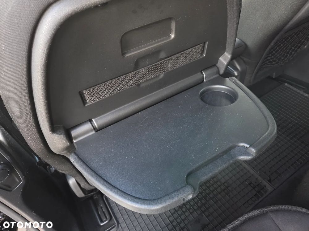 Citroën C4 Picasso THP 155 Exclusive - 19