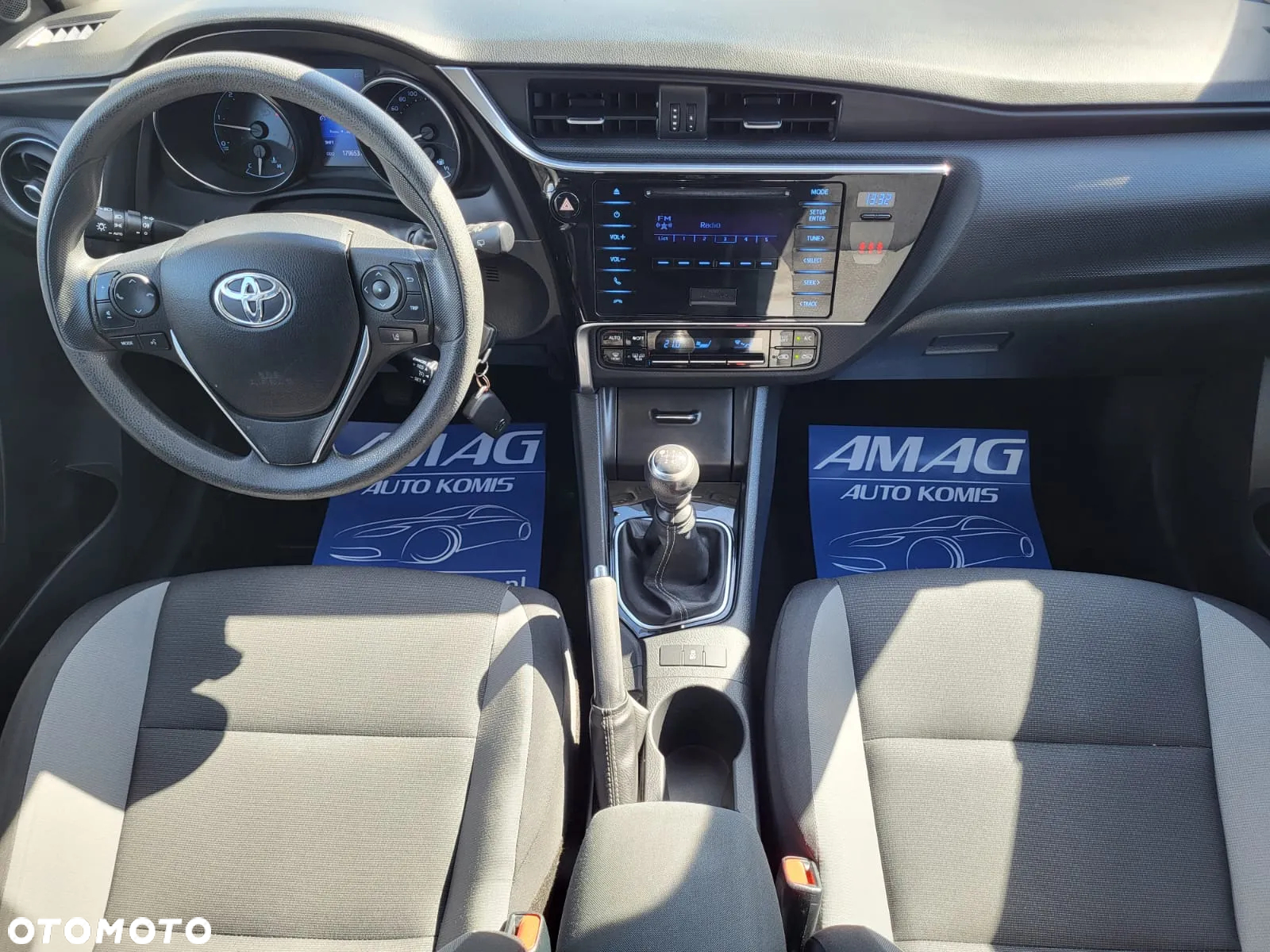 Toyota Auris - 19