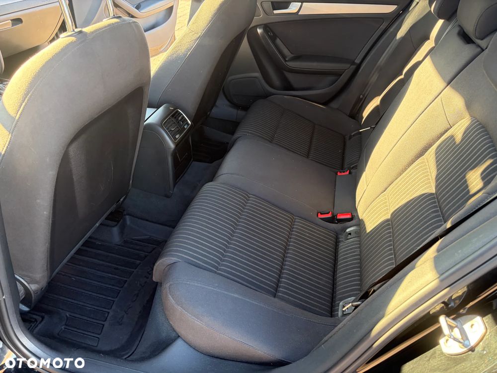 Audi A4 Avant 2.0 TDI DPF quattro S tronic Ambiente - 10