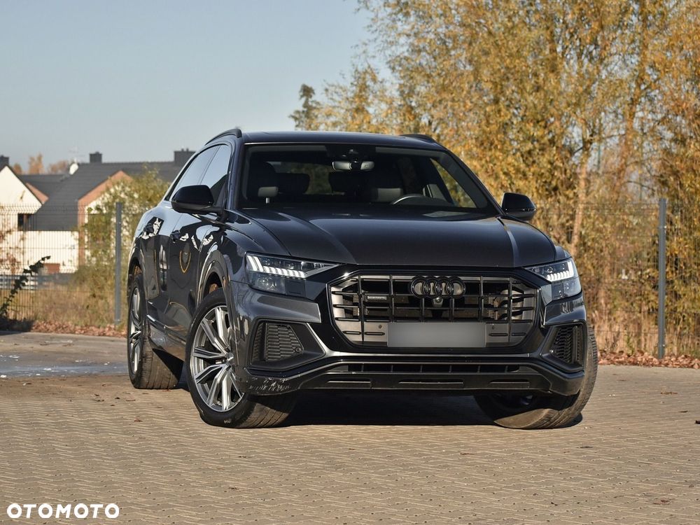 Audi Q8 - 6