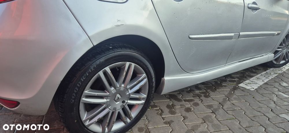 Renault Clio - 5