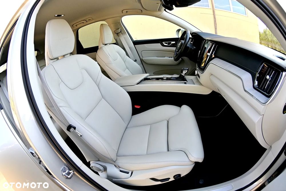 Volvo XC 60 D4 Geartronic Inscription - 16