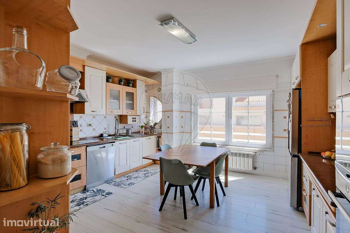 Apartamento T4 para venda - Grande imagem: 2/50