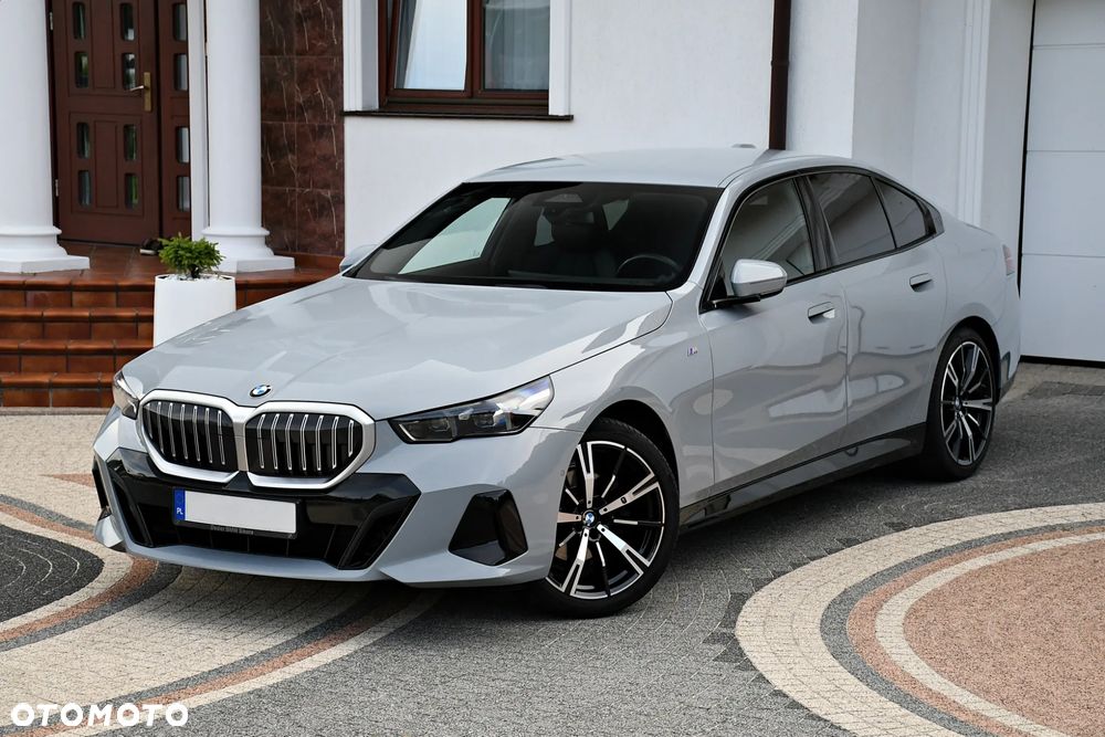 BMW Seria 5 520d mHEV M Sport - 3