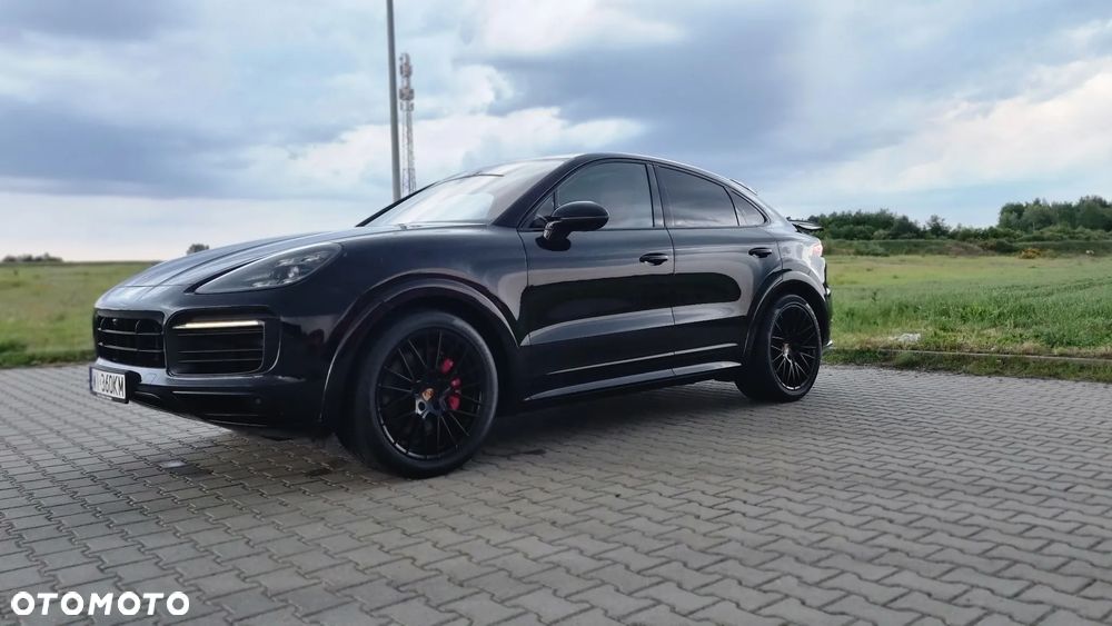 Porsche Cayenne - 16