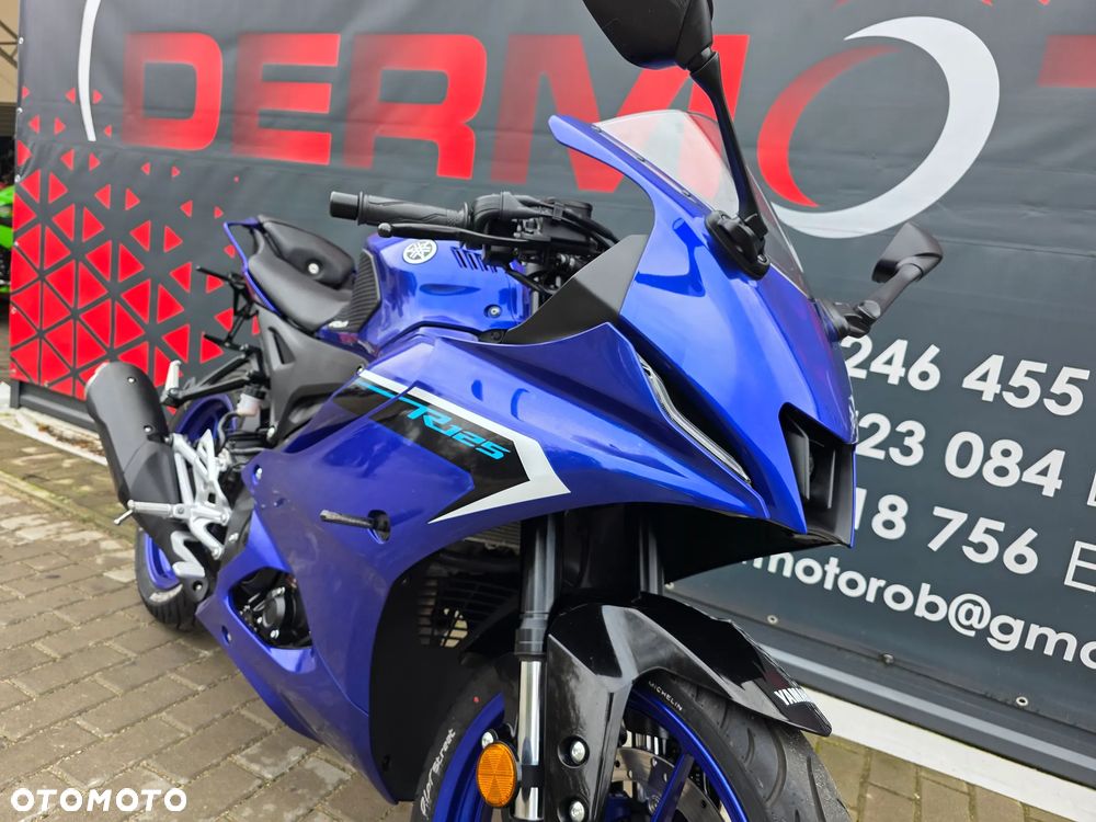 Yamaha YZF - 27