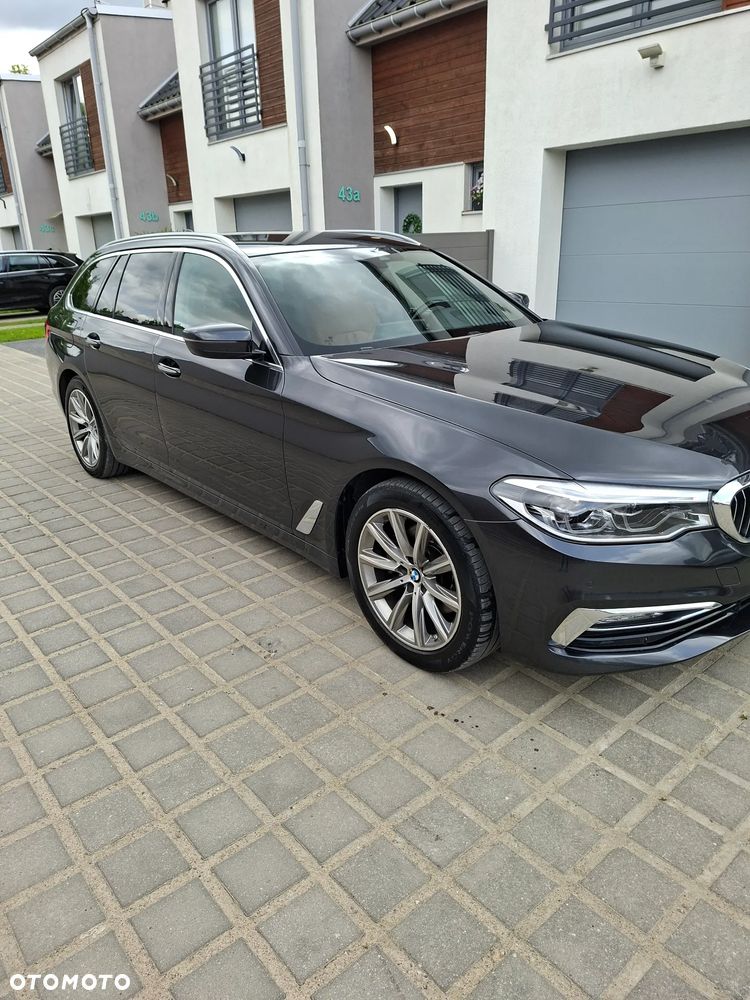 BMW Seria 5 520d Luxury Line sport - 9