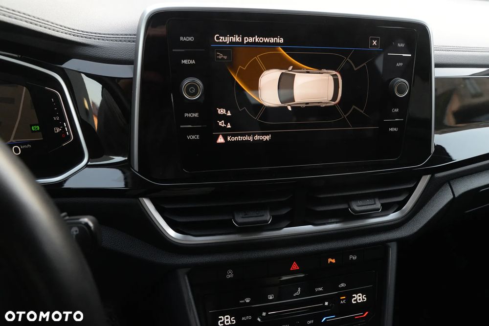 Volkswagen T-Roc - 39