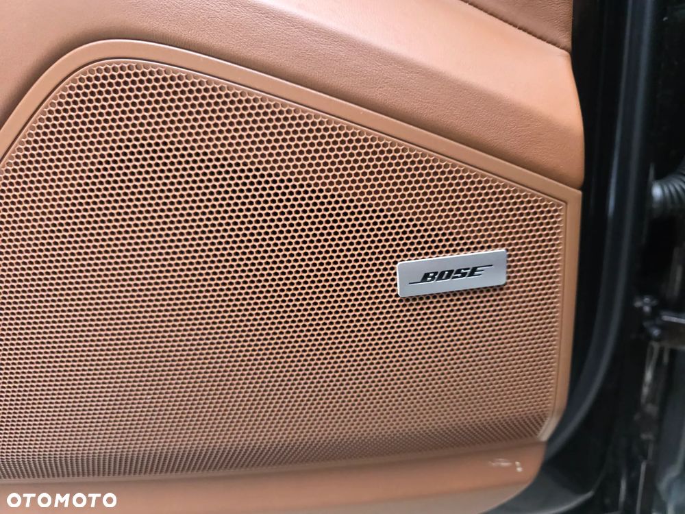 Porsche Cayenne E-Hybrid Platinum Edition - 11