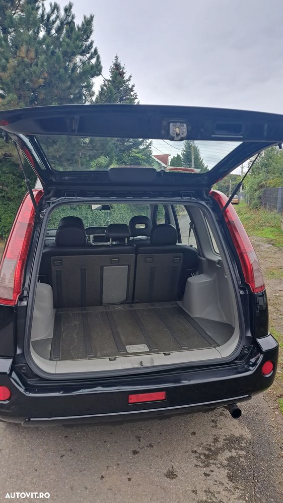 Nissan X-Trail 2.2 dCi Elegance - 15
