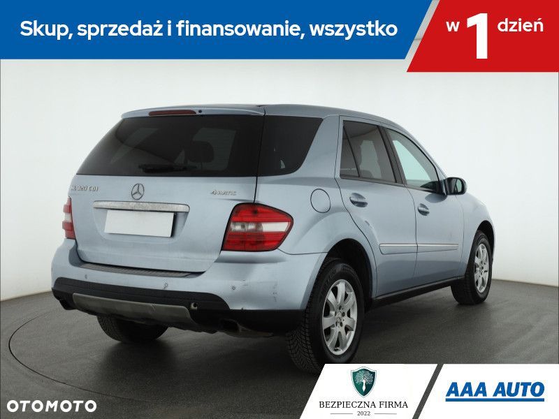 Mercedes-Benz ML - 7