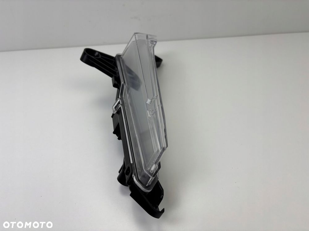 Lampa LED Prawy przód Can-Am Maverick R 2024- Oryginał - 13