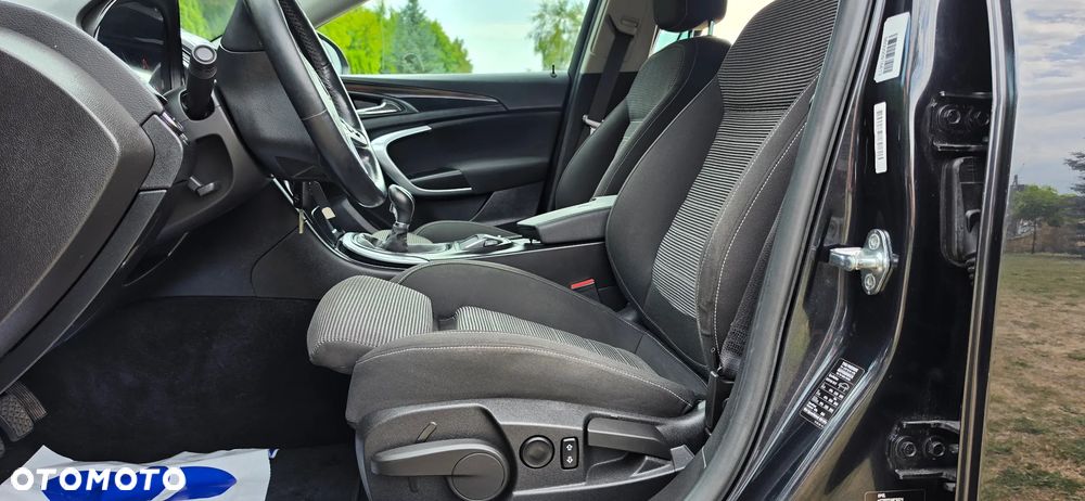 Opel Insignia 1.6 T Cosmo S&S EU6 - 25