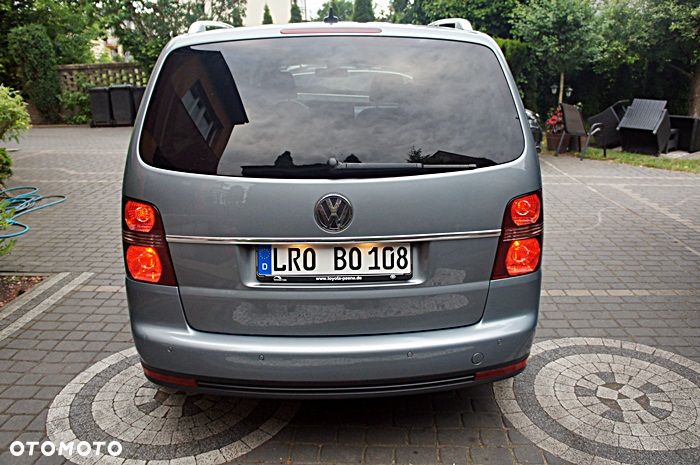 Volkswagen Touran 1.4 TSI DSG Highline - 23