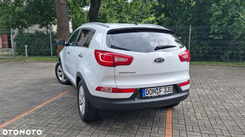 Kia Sportage 2.0 S - 6