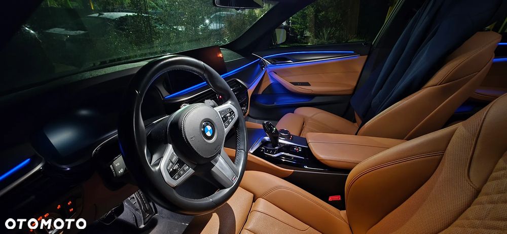 BMW Seria 5 - 16
