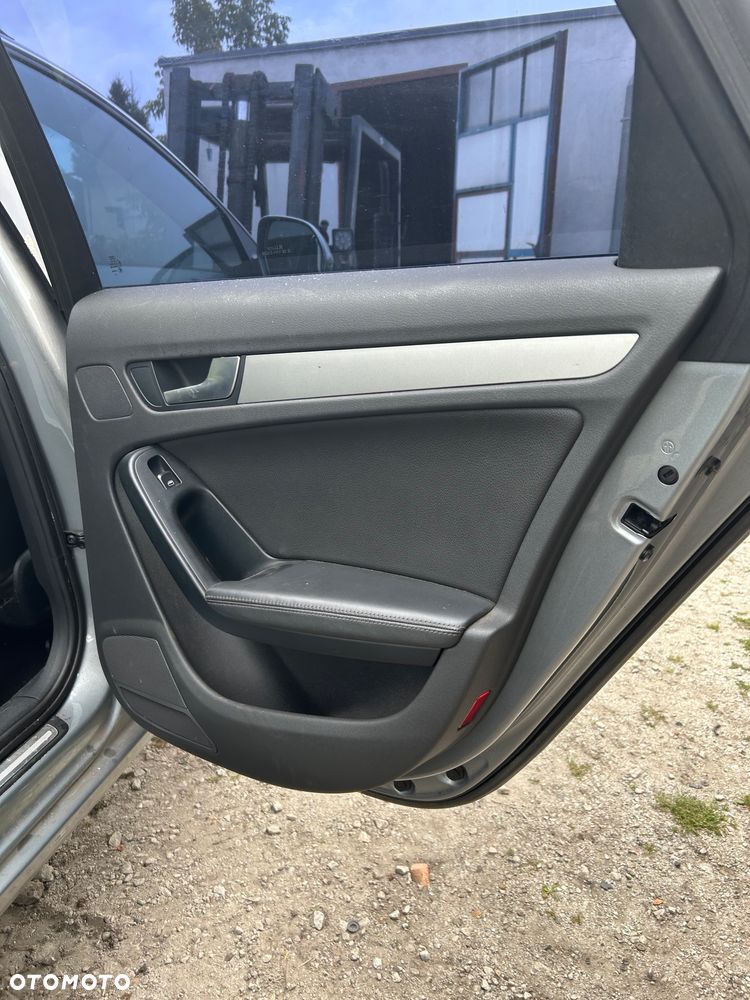Fotele + Boczki skórzane Audi A4B8 - 5