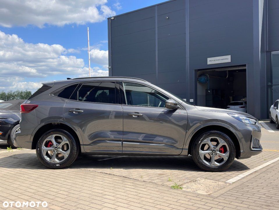 Ford Kuga - 4
