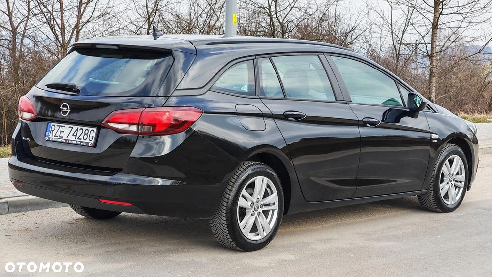 Opel Astra 1.4 Turbo Innovation - 16