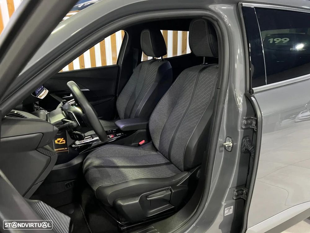 Peugeot 2008 1.2 Hybrid Allure e-DCS6 - 13