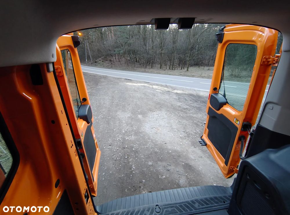 Ford Transit - 27