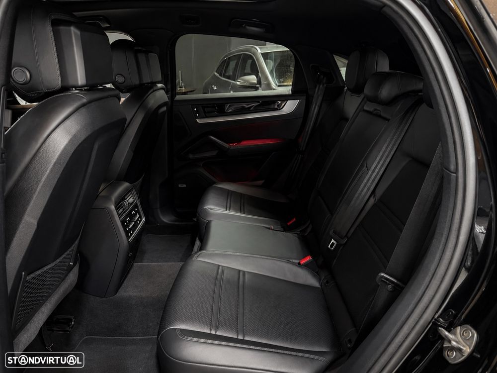 Porsche Cayenne Coupé E-Hybrid Tiptronic S - 17