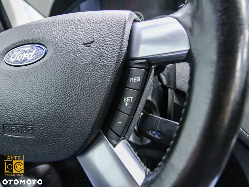 Ford Focus C-Max 1.8 Ghia - 22