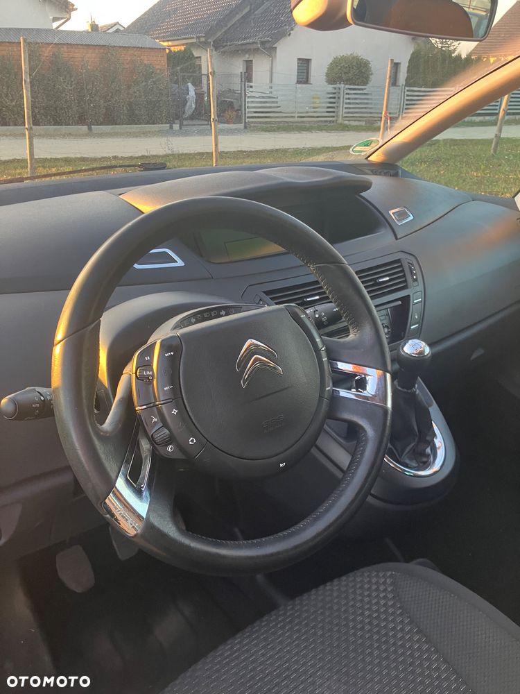 Citroën C4 Picasso - 16